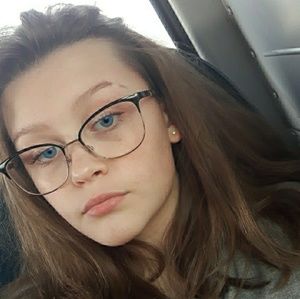 Meet your Posher, Sophie